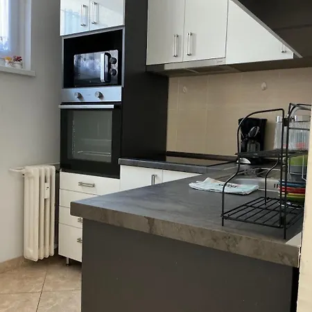 B&z A Plaza Mellett Apartment *