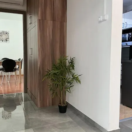 Apartment B&z A Plaza Mellett Debrecen